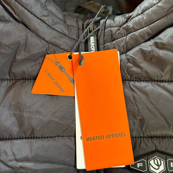 NWT Wasoto Heated Vest Black Quilted Vest Size Small - Picture 3 of 7